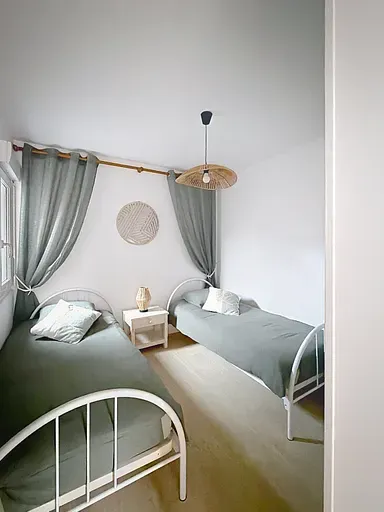 pc_c04729af-a626-4440-8e87-d5e14ce42077